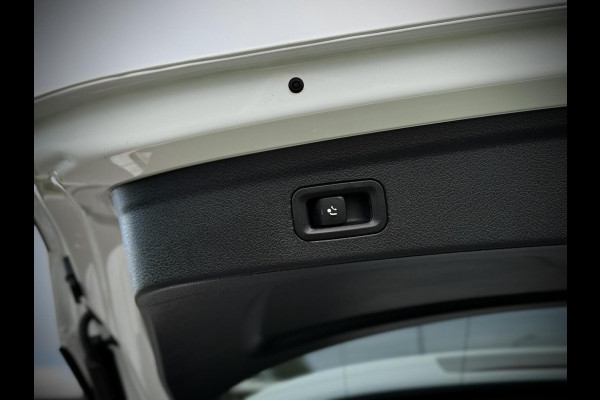 Mercedes-Benz GLE 400 e 4MATIC AMG Panoramadak|Burmester®|Camera 360°|Keyless|Head-up|Luchtvering|Stuurverw.