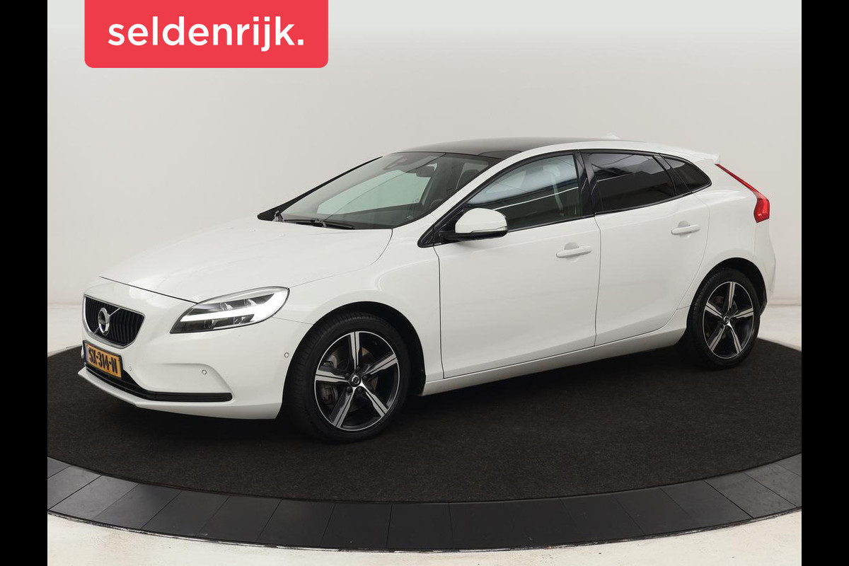 Volvo V40 1.5 T3 Dyn. Ed. | Full LED | Glazen dak | Automaat | Navigatie | Stoelverwarming | Harman/Kardon | Trekhaak Volvo V40 1.5 T3 Dyn. Ed. | Full LED | Glazen dak | Automaat | Navigatie | Stoelverwarming | Harman/Kardon | Trekhaak