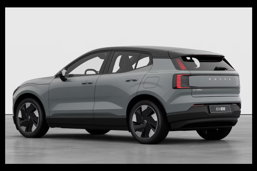 Volvo EX30 272PK Automaat Single Ext. Range Plus Europa / Elektrische stoelen met geheugen / Stoel - en stuurwielverwarming / Harman Kardon audio / Elektrische achterklep / Keyless entry / Adaptieve Cruise Control / BLIS / Dodehoek Detectie / Parkeersensoren voor en achter / Achteruitrijcamera / Warmtepomp / Google Services/