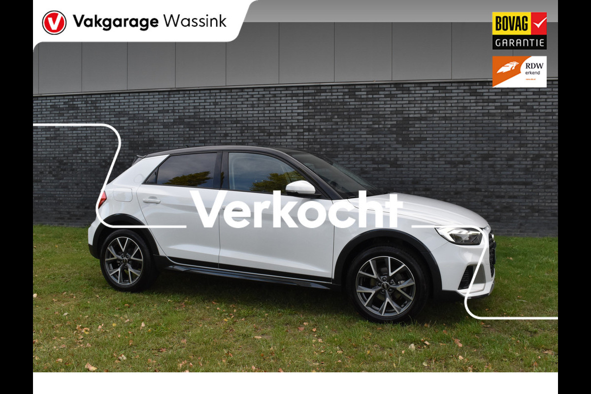 Audi A1 citycarver 30 TFSI Advanced Edition Automaat 2-tone kleur Pdc Stoelverwarming Cruisecontrol Audi A1 citycarver 30 TFSI Advanced Edition Automaat 2-tone kleur Pdc Stoelverwarming Cruisecontrol