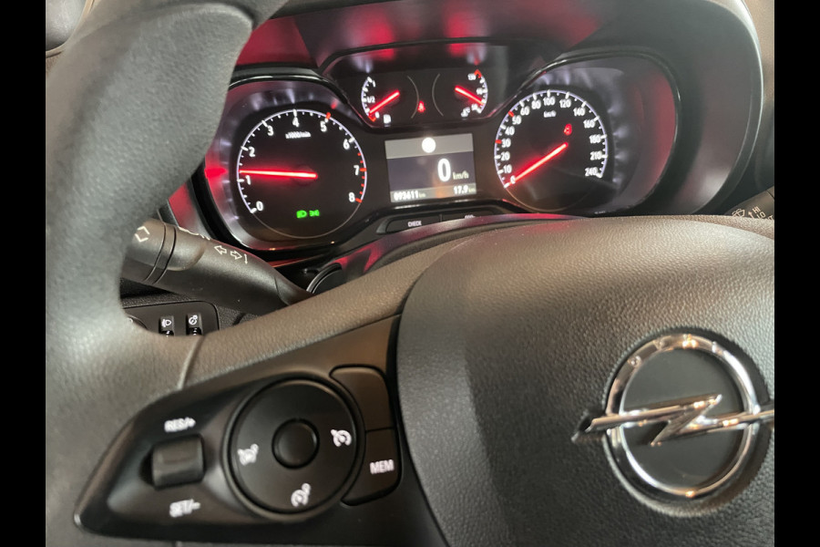 Opel Combo Tour 1.2 Turbo L1H1 Edition Airco - Cruise control - Parkeer sensoren achter - MF stuurwiel -  Apple carplay/Android auto - Bluetooth - Zijschuifdeur L+R Opel Combo Tour 1.2 Turbo L1H1 Edition Airco - Cruise control - Parkeer sensoren achter - MF stuurwiel -  Apple carplay/Android auto - Bluetooth - Zijschuifdeur L+R