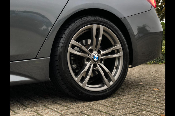 BMW 3 Serie Touring 318i M Sport | Leder, Navi, Carplay, Stoelverw., Cruise, Climate, El. Achterklep | Dealeronderhouden | NAP |