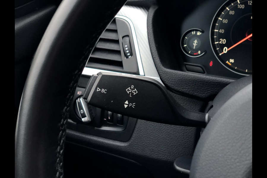 BMW 3 Serie Touring 318i M Sport | Leder, Navi, Carplay, Stoelverw., Cruise, Climate, El. Achterklep | Dealeronderhouden | NAP |