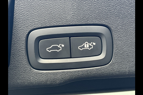 Volvo XC60 2.0 Recharge T6 AWD PHEV Pano Elek.Trekhaak HK Hud Leer 360Cam Memory VOL! Volvo XC60 2.0 Recharge T6 AWD PHEV Pano Elek.Trekhaak HK Hud Leer 360Cam Memory VOL!