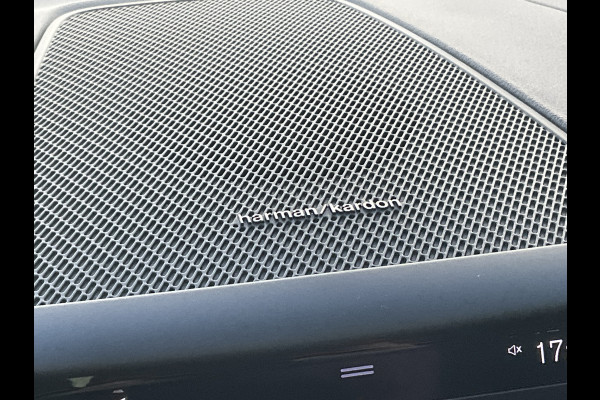 Volvo XC60 2.0 Recharge T6 AWD PHEV Pano Elek.Trekhaak HK Hud Leer 360Cam Memory VOL! Volvo XC60 2.0 Recharge T6 AWD PHEV Pano Elek.Trekhaak HK Hud Leer 360Cam Memory VOL!