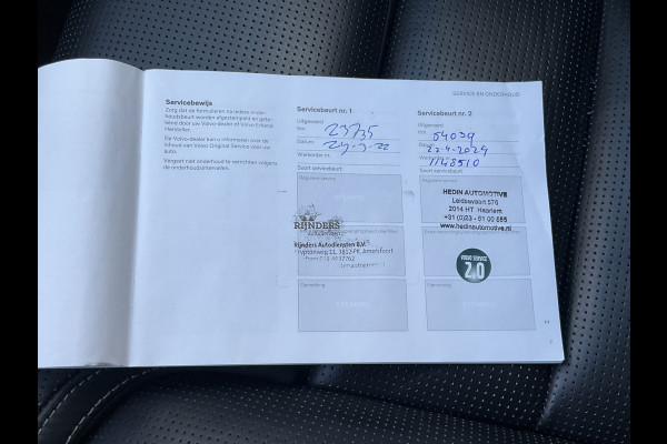 Volvo XC60 2.0 Recharge T6 AWD PHEV Pano Elek.Trekhaak HK Hud Leer 360Cam Memory VOL! Volvo XC60 2.0 Recharge T6 AWD PHEV Pano Elek.Trekhaak HK Hud Leer 360Cam Memory VOL!