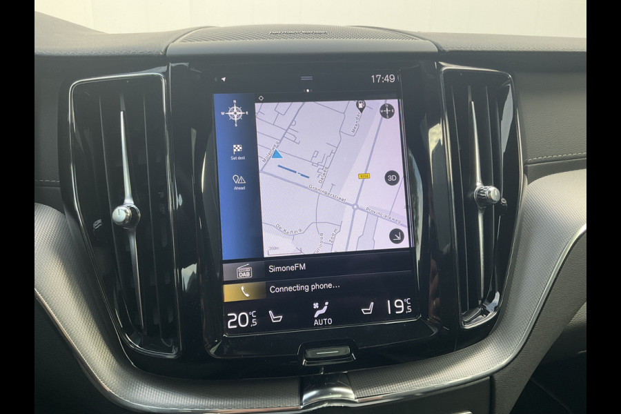 Volvo XC60 2.0 Recharge T6 AWD PHEV Pano Elek.Trekhaak HK Hud Leer 360Cam Memory VOL! Volvo XC60 2.0 Recharge T6 AWD PHEV Pano Elek.Trekhaak HK Hud Leer 360Cam Memory VOL!