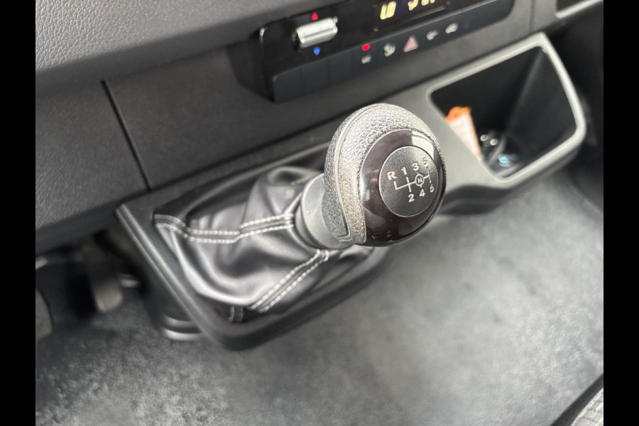 Mercedes-Benz Sprinter 214 2.2 CDI L1H2*A/C*CAM*NAVI*CARPLAY*IMPERIAAL* Mercedes-Benz Sprinter 214 2.2 CDI L1H2*A/C*CAM*NAVI*CARPLAY*IMPERIAAL*