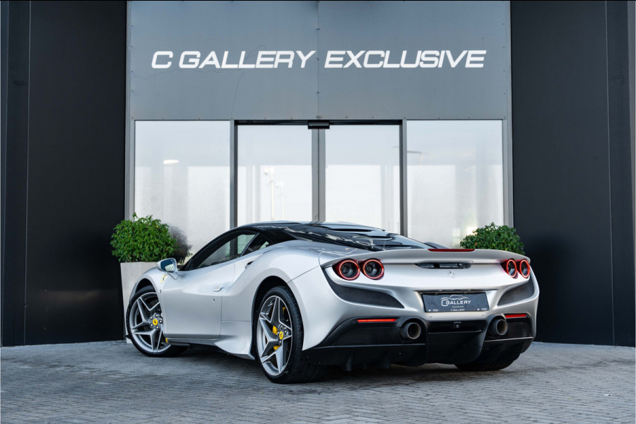 Ferrari F8 Tributo 3.9 V8 HELE - Argento Nurburgring | Passenger Display | Racing Seats | Lift Ferrari F8 Tributo 3.9 V8 HELE - Argento Nurburgring | Passenger Display | Racing Seats | Lift