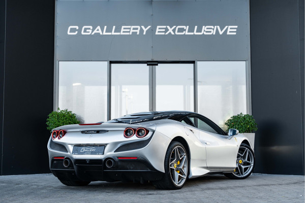 Ferrari F8 Tributo 3.9 V8 HELE - Argento Nurburgring | Passenger Display | Racing Seats | Lift Ferrari F8 Tributo 3.9 V8 HELE - Argento Nurburgring | Passenger Display | Racing Seats | Lift