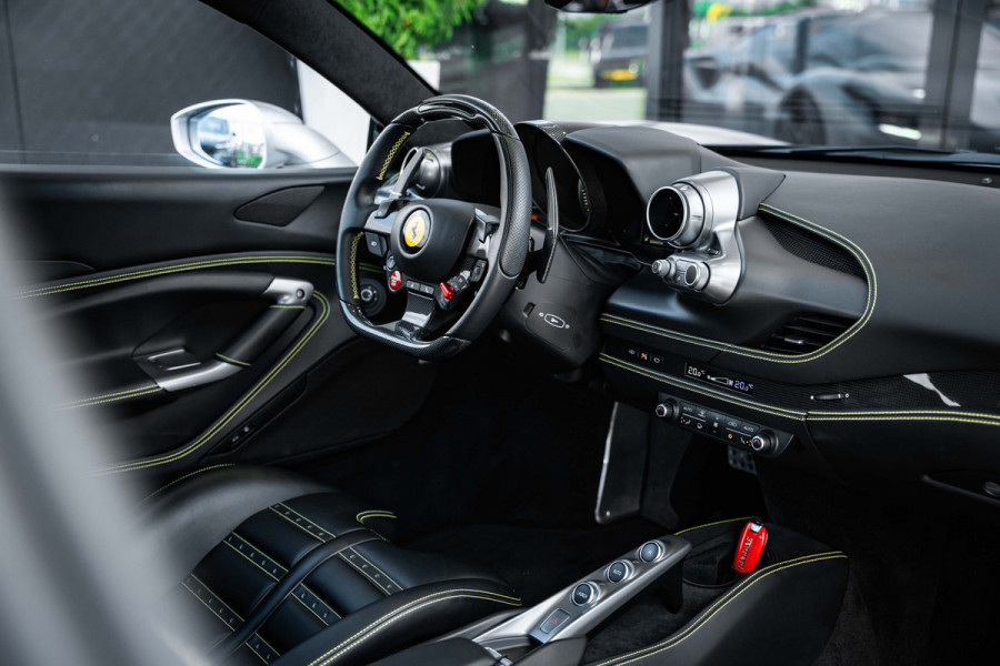 Ferrari F8 Tributo 3.9 V8 HELE - Argento Nurburgring | Passenger Display | Racing Seats | Lift Ferrari F8 Tributo 3.9 V8 HELE - Argento Nurburgring | Passenger Display | Racing Seats | Lift