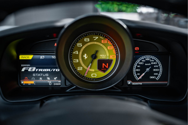 Ferrari F8 Tributo 3.9 V8 HELE - Argento Nurburgring | Passenger Display | Racing Seats | Lift Ferrari F8 Tributo 3.9 V8 HELE - Argento Nurburgring | Passenger Display | Racing Seats | Lift