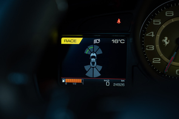 Ferrari F8 Tributo 3.9 V8 HELE - Argento Nurburgring | Passenger Display | Racing Seats | Lift Ferrari F8 Tributo 3.9 V8 HELE - Argento Nurburgring | Passenger Display | Racing Seats | Lift