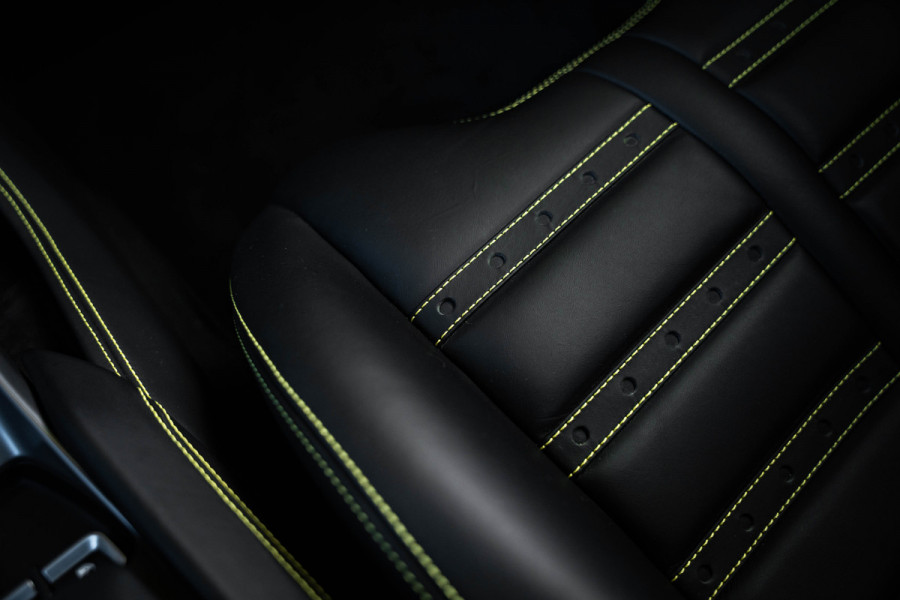 Ferrari F8 Tributo 3.9 V8 HELE - Argento Nurburgring | Passenger Display | Racing Seats | Lift Ferrari F8 Tributo 3.9 V8 HELE - Argento Nurburgring | Passenger Display | Racing Seats | Lift