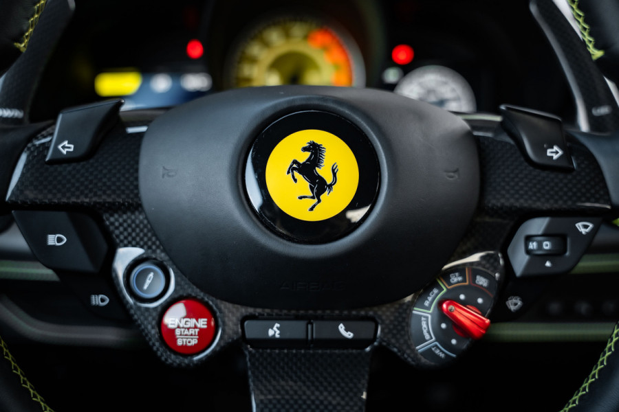 Ferrari F8 Tributo 3.9 V8 HELE - Argento Nurburgring | Passenger Display | Racing Seats | Lift Ferrari F8 Tributo 3.9 V8 HELE - Argento Nurburgring | Passenger Display | Racing Seats | Lift