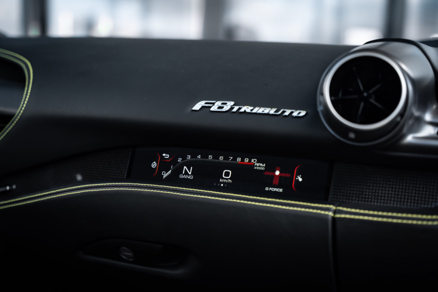 Ferrari F8 Tributo 3.9 V8 HELE - Argento Nurburgring | Passenger Display | Racing Seats | Lift Ferrari F8 Tributo 3.9 V8 HELE - Argento Nurburgring | Passenger Display | Racing Seats | Lift