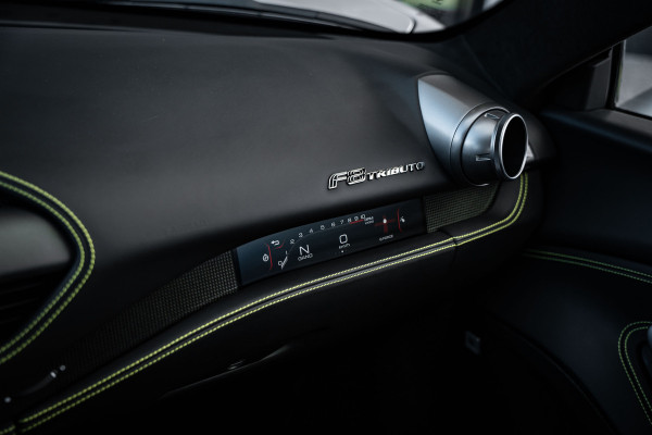 Ferrari F8 Tributo 3.9 V8 HELE - Argento Nurburgring | Passenger Display | Racing Seats | Lift Ferrari F8 Tributo 3.9 V8 HELE - Argento Nurburgring | Passenger Display | Racing Seats | Lift