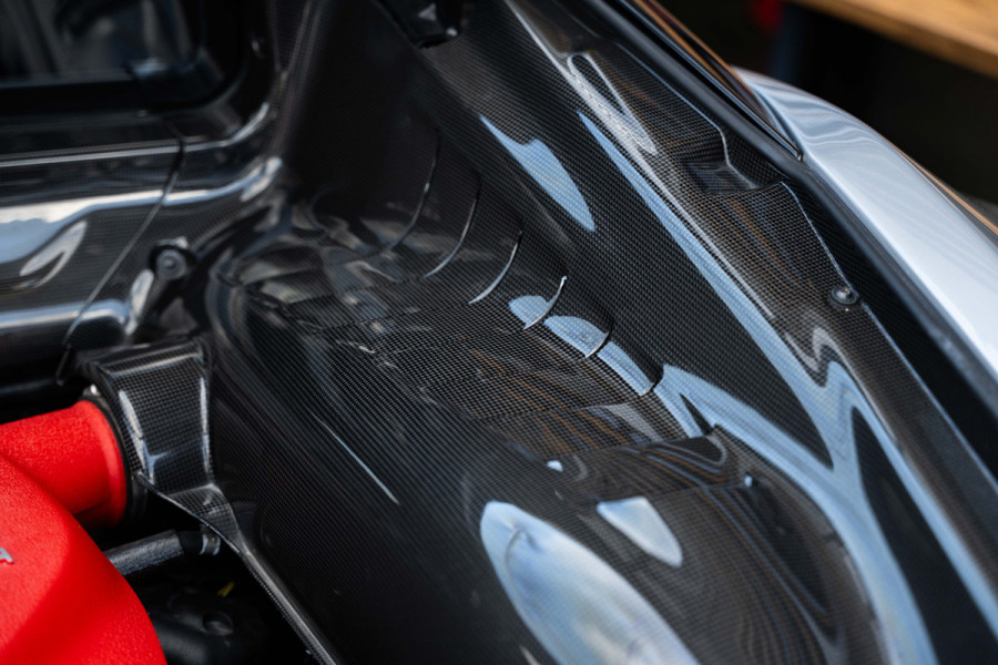 Ferrari F8 Tributo 3.9 V8 HELE - Argento Nurburgring | Passenger Display | Racing Seats | Lift Ferrari F8 Tributo 3.9 V8 HELE - Argento Nurburgring | Passenger Display | Racing Seats | Lift