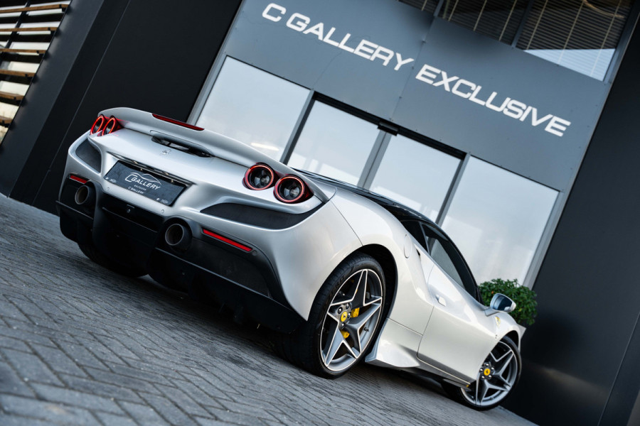 Ferrari F8 Tributo 3.9 V8 HELE - Argento Nurburgring | Passenger Display | Racing Seats | Lift Ferrari F8 Tributo 3.9 V8 HELE - Argento Nurburgring | Passenger Display | Racing Seats | Lift