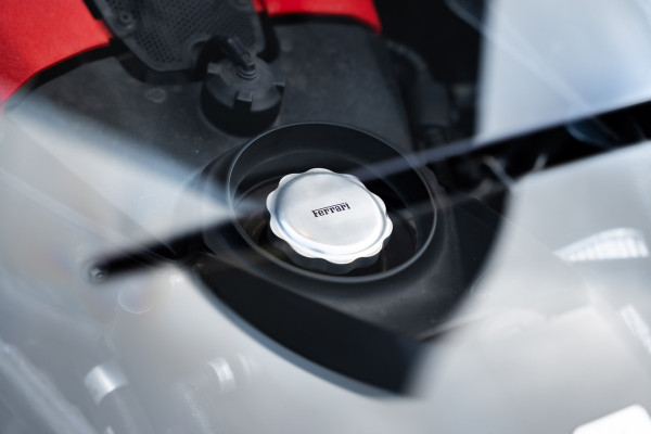 Ferrari F8 Tributo 3.9 V8 HELE - Argento Nurburgring | Passenger Display | Racing Seats | Lift Ferrari F8 Tributo 3.9 V8 HELE - Argento Nurburgring | Passenger Display | Racing Seats | Lift