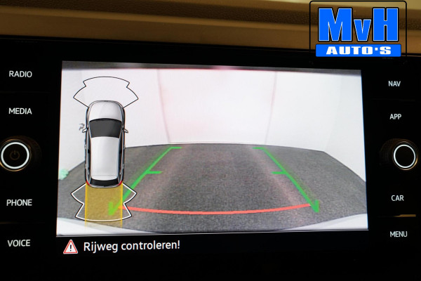 Volkswagen Polo 1.0 TSI R-Line|DSG|ACC|CAMERA|STOELVERW|NAP Volkswagen Polo 1.0 TSI R-Line|DSG|ACC|CAMERA|STOELVERW|NAP