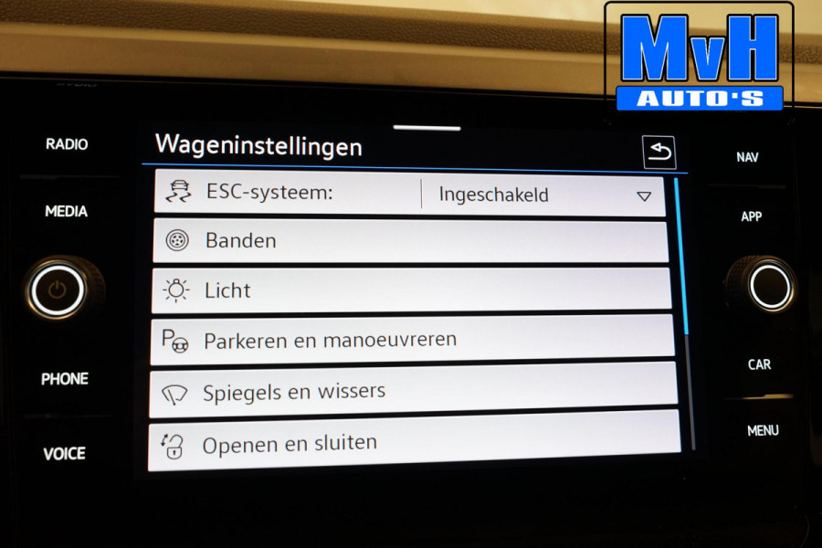 Volkswagen Polo 1.0 TSI R-Line|DSG|ACC|CAMERA|STOELVERW|NAP Volkswagen Polo 1.0 TSI R-Line|DSG|ACC|CAMERA|STOELVERW|NAP