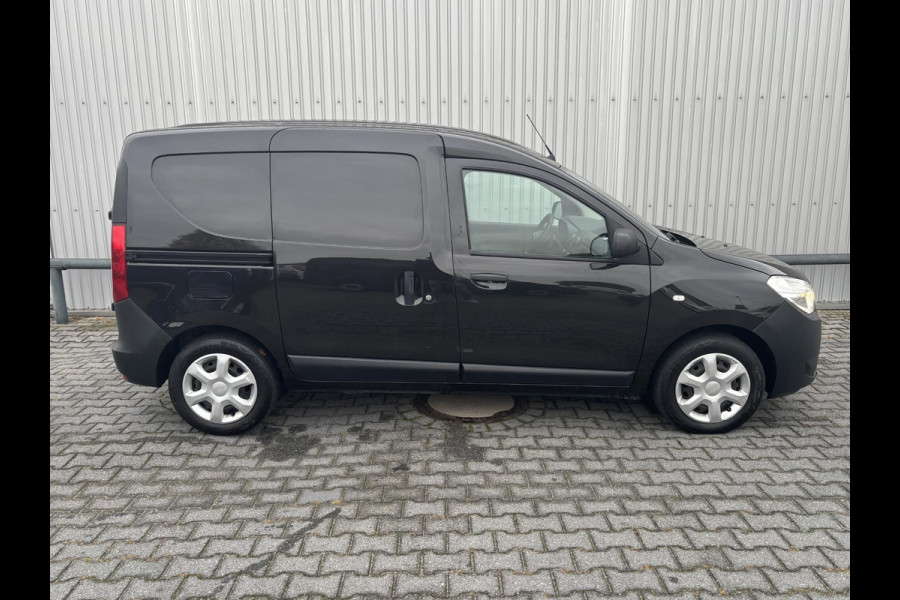 Dacia Dokker 1.5 Blue dCi 75 Essential Dacia Dokker 1.5 Blue dCi 75 Essential