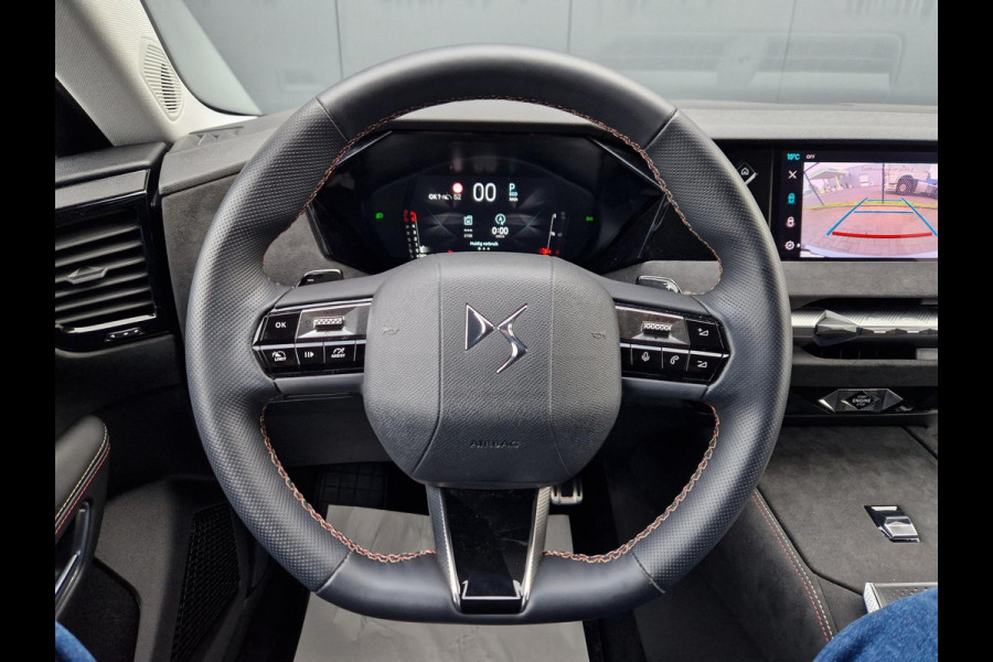 DS DS 4 1.5 HDI Aut.130PK Performance Line/Laquer Grey! DS DS 4 1.5 HDI Aut.130PK Performance Line/Laquer Grey!