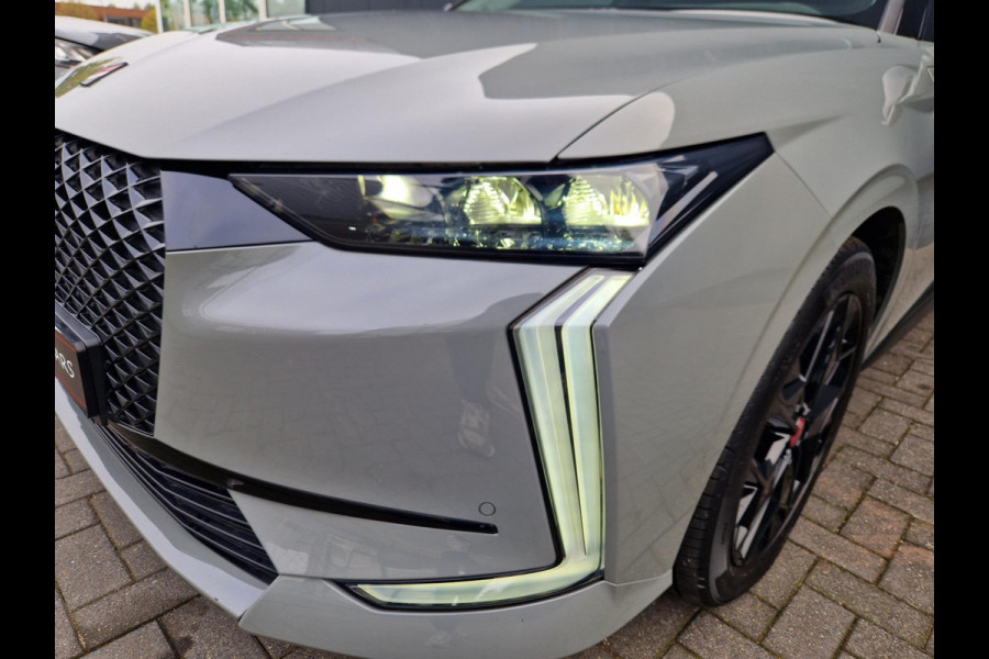 DS DS 4 1.5 HDI Aut.130PK Performance Line/Laquer Grey! DS DS 4 1.5 HDI Aut.130PK Performance Line/Laquer Grey!