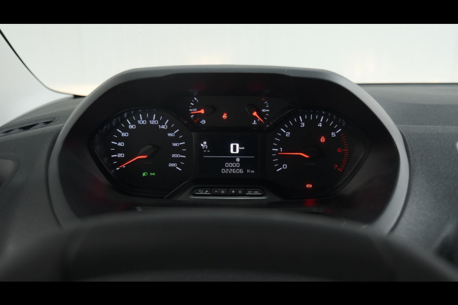 Peugeot Partner 1.5 BlueHDi 100 S&S L1 | Trekhaak | Camera | Apple Carplay | Vloerplaat | Parkeersensoren Peugeot Partner 1.5 BlueHDi 100 S&S L1 | Trekhaak | Camera | Apple Carplay | Vloerplaat | Parkeersensoren