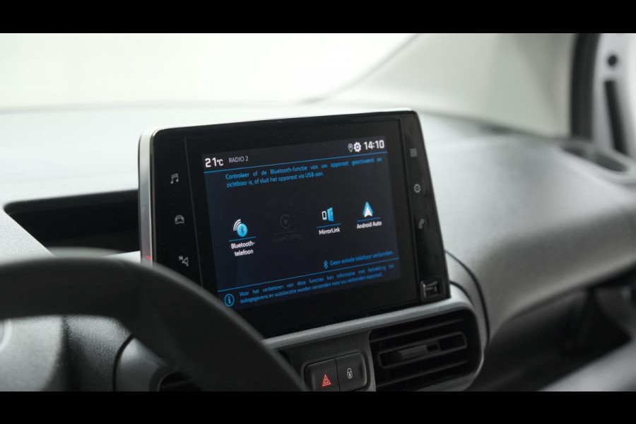 Peugeot Partner 1.5 BlueHDi 100 S&S L1 | Trekhaak | Camera | Apple Carplay | Vloerplaat | Parkeersensoren Peugeot Partner 1.5 BlueHDi 100 S&S L1 | Trekhaak | Camera | Apple Carplay | Vloerplaat | Parkeersensoren