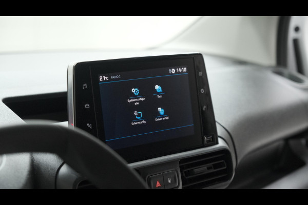 Peugeot Partner 1.5 BlueHDi 100 S&S L1 | Trekhaak | Camera | Apple Carplay | Vloerplaat | Parkeersensoren Peugeot Partner 1.5 BlueHDi 100 S&S L1 | Trekhaak | Camera | Apple Carplay | Vloerplaat | Parkeersensoren
