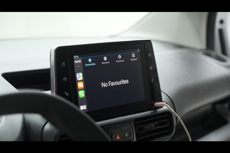 Peugeot Partner 1.5 BlueHDi 100 S&S L1 | Trekhaak | Camera | Apple Carplay | Vloerplaat | Parkeersensoren Peugeot Partner 1.5 BlueHDi 100 S&S L1 | Trekhaak | Camera | Apple Carplay | Vloerplaat | Parkeersensoren