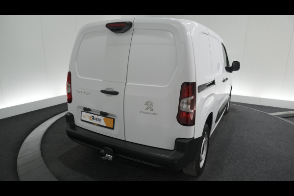 Peugeot Partner 1.5 BlueHDi 100 S&S L1 | Trekhaak | Camera | Apple Carplay | Vloerplaat | Parkeersensoren Peugeot Partner 1.5 BlueHDi 100 S&S L1 | Trekhaak | Camera | Apple Carplay | Vloerplaat | Parkeersensoren