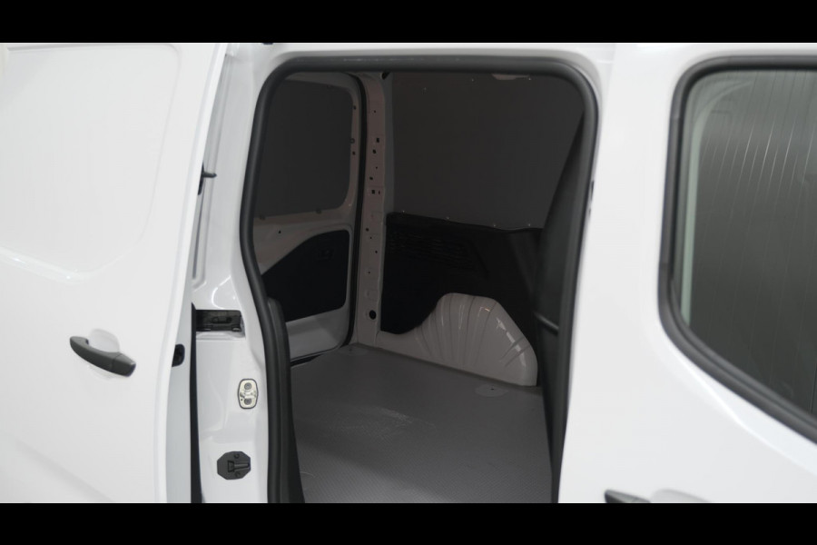 Peugeot Partner 1.5 BlueHDi 100 S&S L1 | Trekhaak | Camera | Apple Carplay | Vloerplaat | Parkeersensoren Peugeot Partner 1.5 BlueHDi 100 S&S L1 | Trekhaak | Camera | Apple Carplay | Vloerplaat | Parkeersensoren