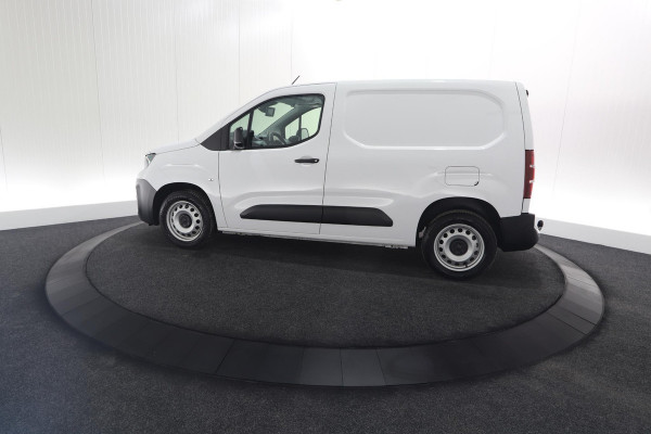 Peugeot Partner 1.5 BlueHDi 100 S&S L1 | Trekhaak | Camera | Apple Carplay | Vloerplaat | Parkeersensoren Peugeot Partner 1.5 BlueHDi 100 S&S L1 | Trekhaak | Camera | Apple Carplay | Vloerplaat | Parkeersensoren