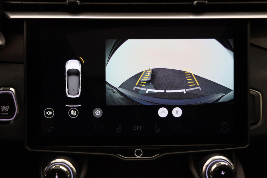 Lynk & Co 01 1.5 Plug-in Hybrid Automaat Two-Tone, Panoramadak, ACC, Keyless, Navigatie, PDC, LED, 20'' Lynk & Co 01 1.5 Plug-in Hybrid Automaat Two-Tone, Panoramadak, ACC, Keyless, Navigatie, PDC, LED, 20''