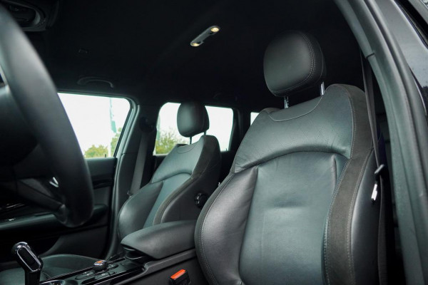 MINI Clubman 2.0 Cooper S / Aut / Leder / Stoelverwarming / Camera / LED MINI Clubman 2.0 Cooper S / Aut / Leder / Stoelverwarming / Camera / LED