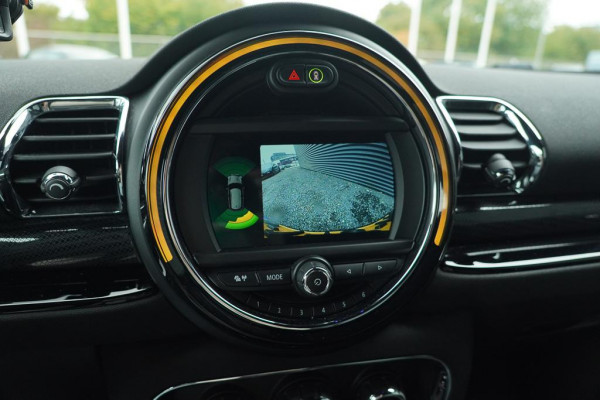 MINI Clubman 2.0 Cooper S / Aut / Leder / Stoelverwarming / Camera / LED MINI Clubman 2.0 Cooper S / Aut / Leder / Stoelverwarming / Camera / LED