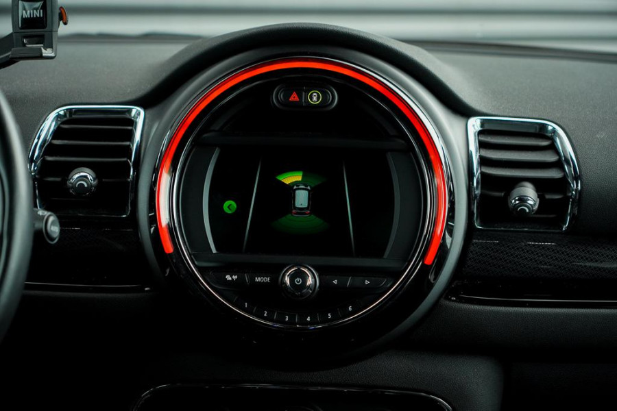 MINI Clubman 2.0 Cooper S / Aut / Leder / Stoelverwarming / Camera / LED MINI Clubman 2.0 Cooper S / Aut / Leder / Stoelverwarming / Camera / LED