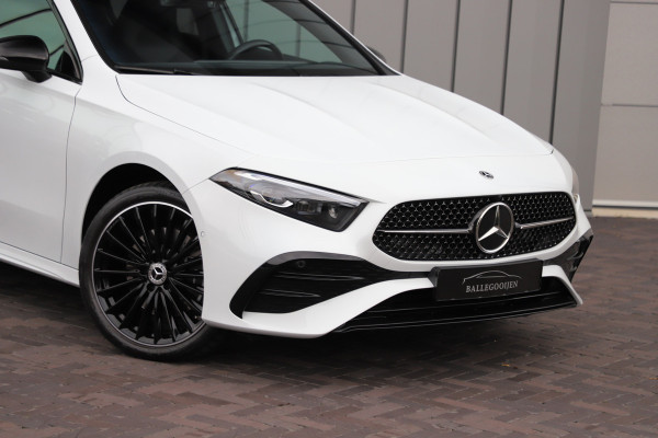 Mercedes-Benz A-Klasse 250 e AMG Aut8 | 218PK | Sfeerverlichting | Keyles-go | Stuurwielverwarming | Multi-beam | Stoelverw. | 2023. Mercedes-Benz A-Klasse 250 e AMG Aut8 | 218PK | Sfeerverlichting | Keyles-go | Stuurwielverwarming | Multi-beam | Stoelverw. | 2023.