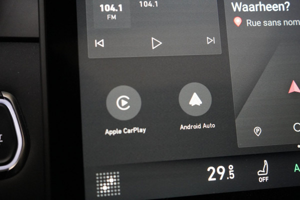 Lynk & Co 01 1.5 | Zwart optiek | Panoramadak | Navigatie | Memory | Apple CarPlay