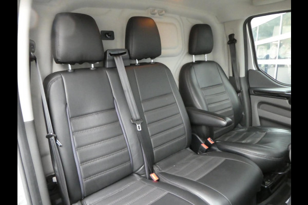 Ford Transit Custom 280 2.0tdci 170pk, Automaat, LED, Camera, 3-Zits, Navigatie.