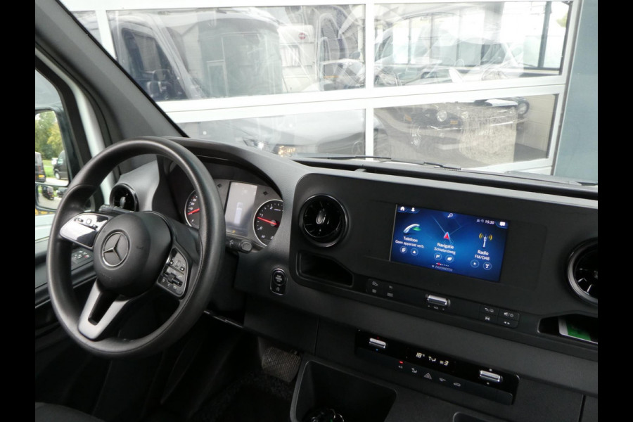 Mercedes-Benz Sprinter 316cdi L2H1, 163pk, Automaat, Airco, Camera, Navigatie, 3-Zits, Trekhaak. Mercedes-Benz Sprinter 316cdi L2H1, 163pk, Automaat, Airco, Camera, Navigatie, 3-Zits, Trekhaak.