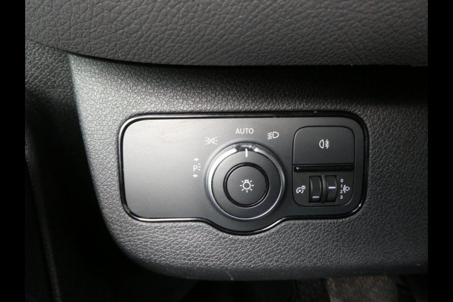 Mercedes-Benz Sprinter 316cdi L2H1, 163pk, Automaat, Airco, Camera, Navigatie, 3-Zits, Trekhaak. Mercedes-Benz Sprinter 316cdi L2H1, 163pk, Automaat, Airco, Camera, Navigatie, 3-Zits, Trekhaak.