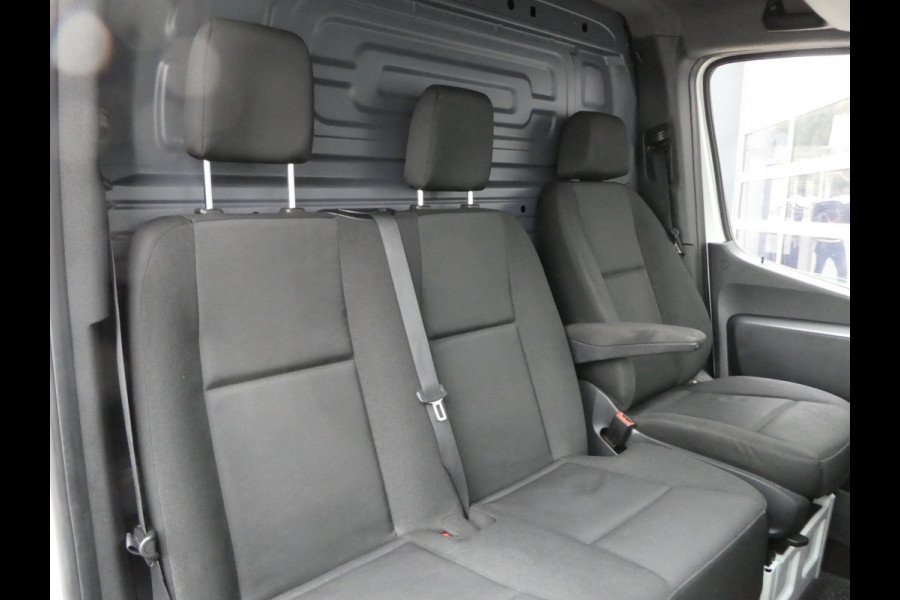 Mercedes-Benz Sprinter 316cdi L2H1, 163pk, Automaat, Airco, Camera, Navigatie, 3-Zits, Trekhaak. Mercedes-Benz Sprinter 316cdi L2H1, 163pk, Automaat, Airco, Camera, Navigatie, 3-Zits, Trekhaak.