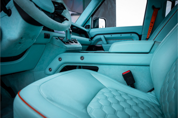 Land Rover Defender 110 2.0 P400e 110 X - Urban | Panorama | Luchtvering | Meridian | Elek. Trekhaak Land Rover Defender 110 2.0 P400e 110 X - Urban | Panorama | Luchtvering | Meridian | Elek. Trekhaak