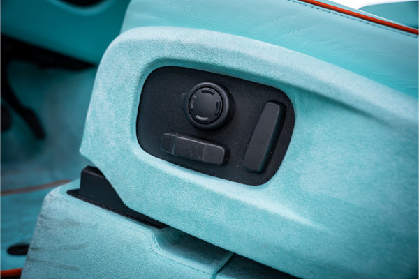 Land Rover Defender 110 2.0 P400e 110 X - Urban | Panorama | Luchtvering | Meridian | Elek. Trekhaak Land Rover Defender 110 2.0 P400e 110 X - Urban | Panorama | Luchtvering | Meridian | Elek. Trekhaak