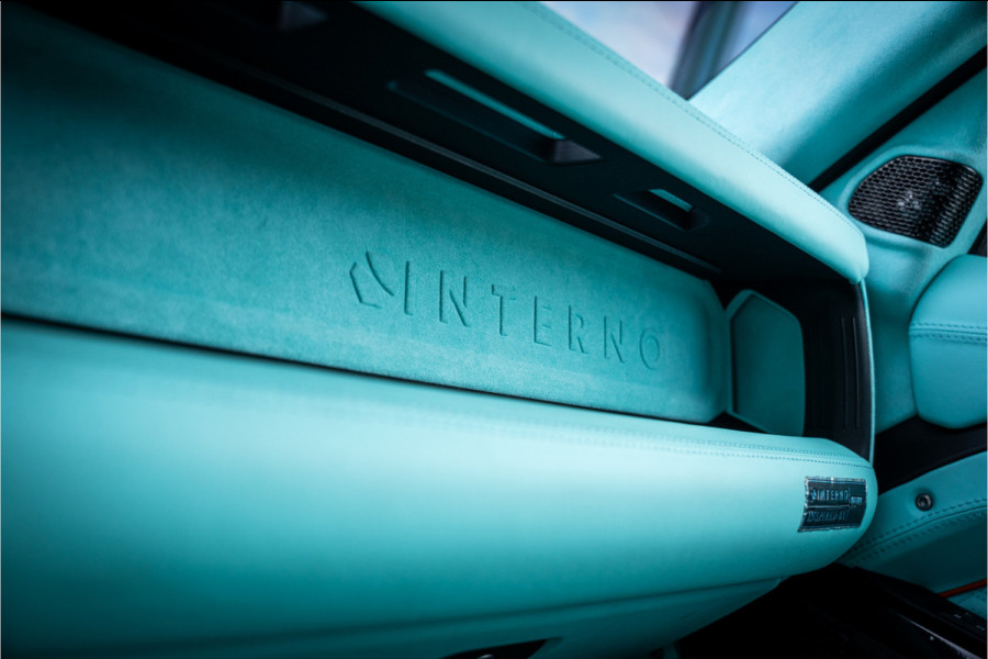 Land Rover Defender 110 2.0 P400e 110 X - Urban | Panorama | Luchtvering | Meridian | Elek. Trekhaak Land Rover Defender 110 2.0 P400e 110 X - Urban | Panorama | Luchtvering | Meridian | Elek. Trekhaak