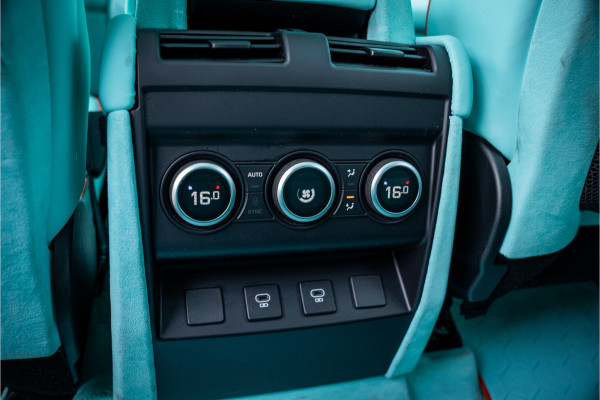 Land Rover Defender 110 2.0 P400e 110 X - Urban | Panorama | Luchtvering | Meridian | Elek. Trekhaak Land Rover Defender 110 2.0 P400e 110 X - Urban | Panorama | Luchtvering | Meridian | Elek. Trekhaak